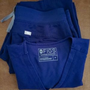FIGS Technical Collection Thread for Threads Women's Navy Scrub Pants & Top Set